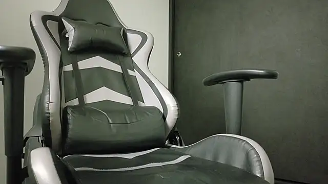 eren_jeager (M twink) - I fuck your ass and give you cum