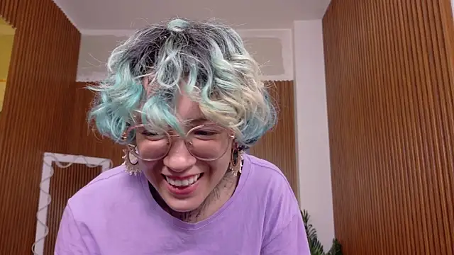 Lyra_tay webcam