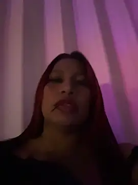 Watch Cherry_Charlottee live on EroticFlix - High definition streams