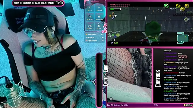 xxunholymusexx webcam