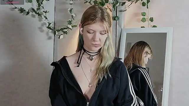 Lina_Wi webcam