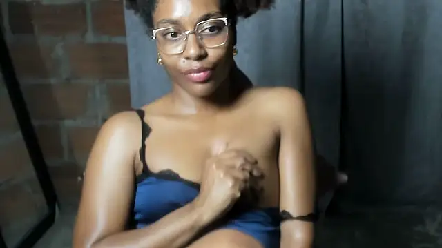 thaimy_ webcam