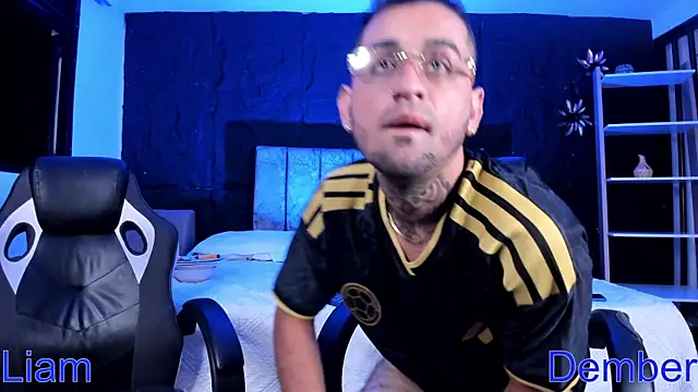 LiamDeep webcam