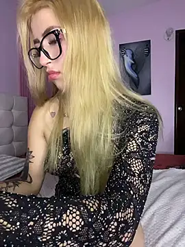 PrettyAshley_ webcam