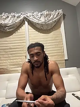 Mellyj053 webcam