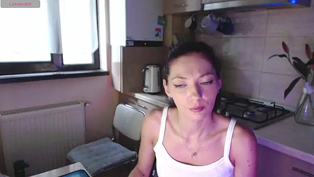 AyanaGrumpix webcam