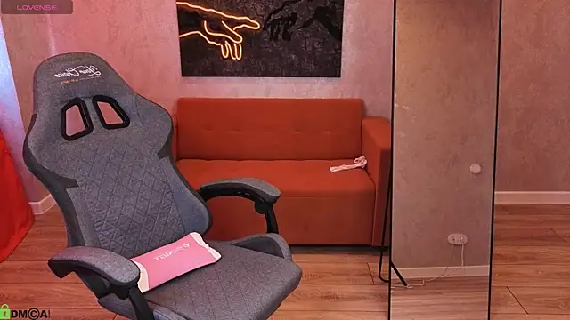 Mary_Holland webcam