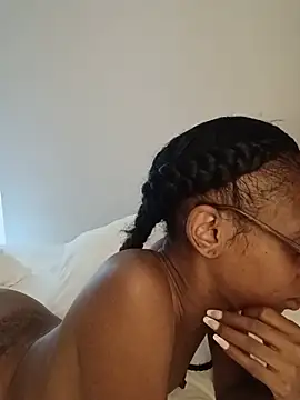 Jasmine_FullsShine webcam