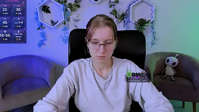 gloria_bubble webcam