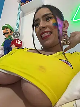 Mau_White webcam