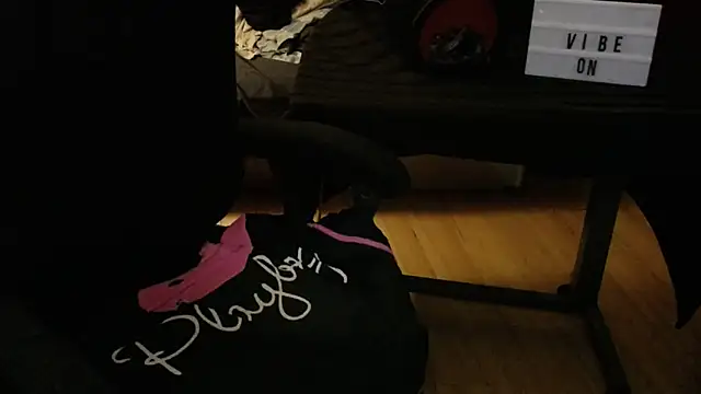 angecornuXO webcam