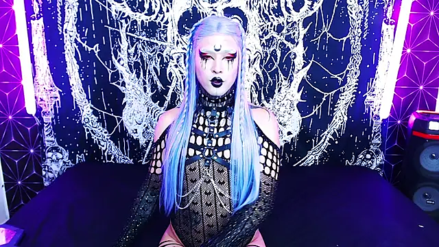 Model: naomi_satan