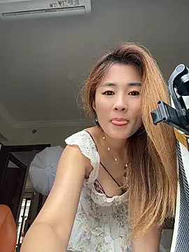 okgirl_23 webcam