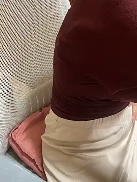 Mina048 webcam