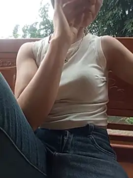 Heryy_xx live cam on StripChat