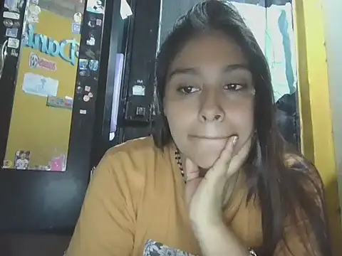 Watch zairabreze live on EroticFlix - High definition streams