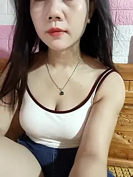 Ngocmai_lazdy webcam