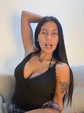 Watch xprincess4funn live on EroticFlix - High definition streams
