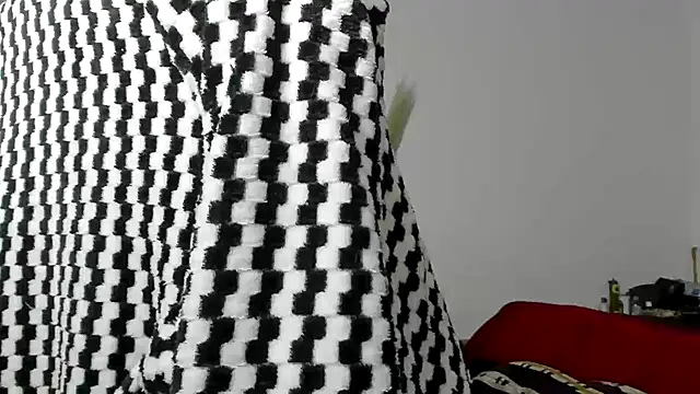 Watch merlyna_goldens live on EroticFlix - High definition streams