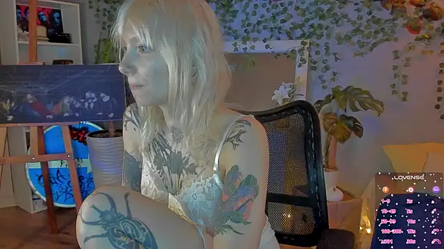 Watch tattoo_art_baby live on EroticFlix - High definition streams