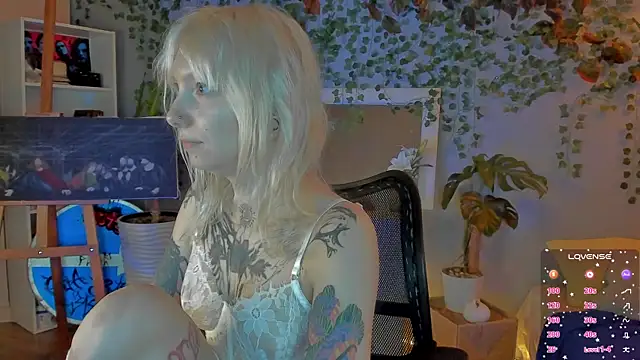 tattoo_art_baby webcam