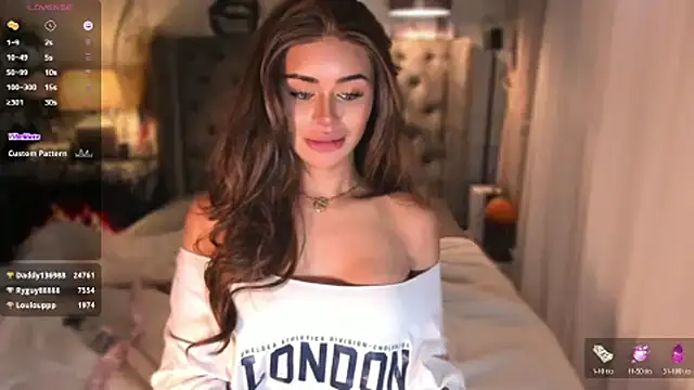 ParisianDoll webcam