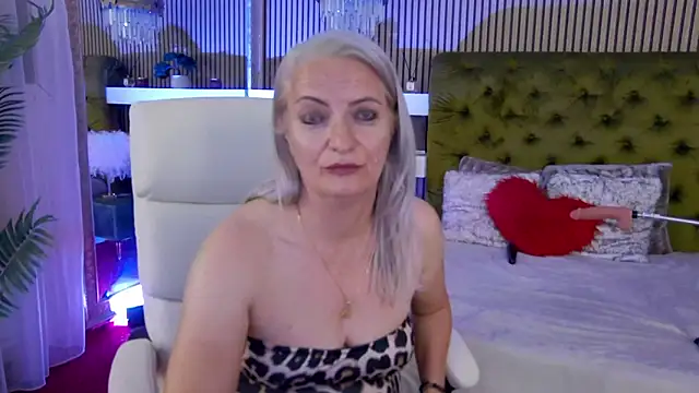 LadyTouch webcam
