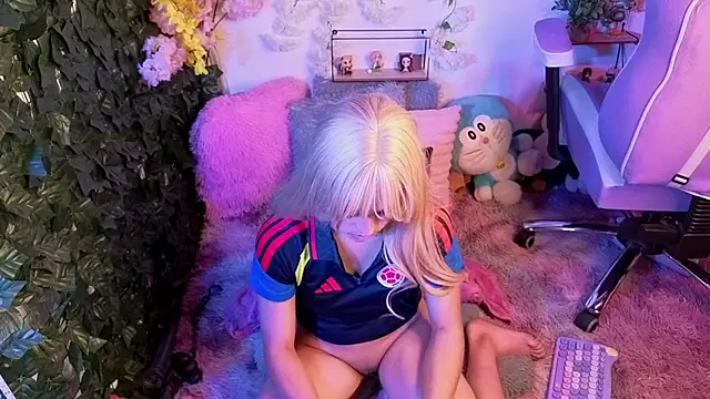 Eymmy_24 webcam