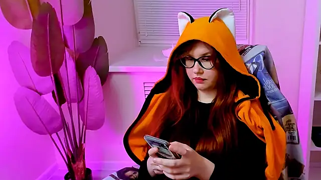 CarolGiggly webcam