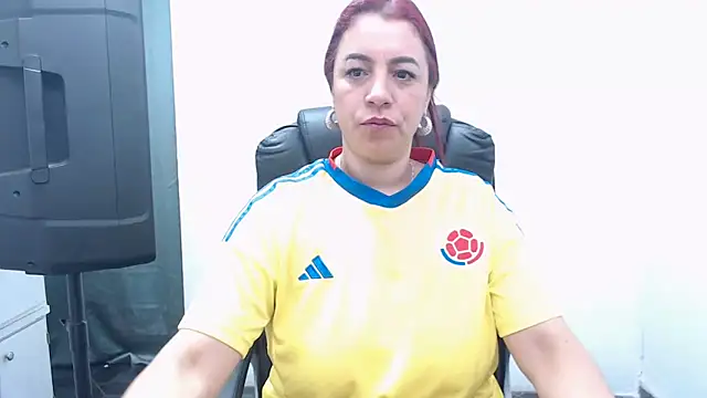LAURA_CRAIZY webcam