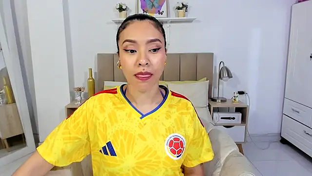 Zoe_Gruber webcam