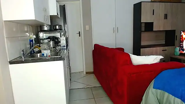 NaughtyMilf_Lilly webcam