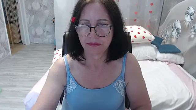 Watch OlgaHottie live on EroticFlix - High definition streams