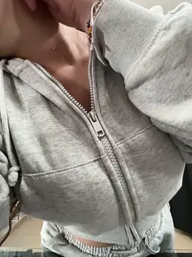 Monica17 webcam