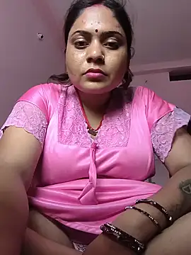 Aanushaka webcam