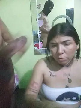 Watch PequenaNena live on EroticFlix - High definition streams