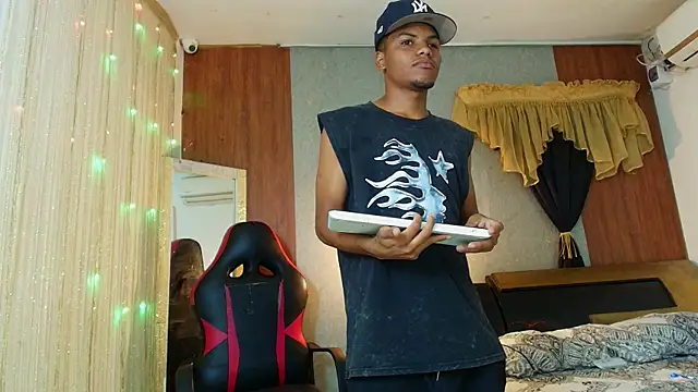 artur_collins_ webcam