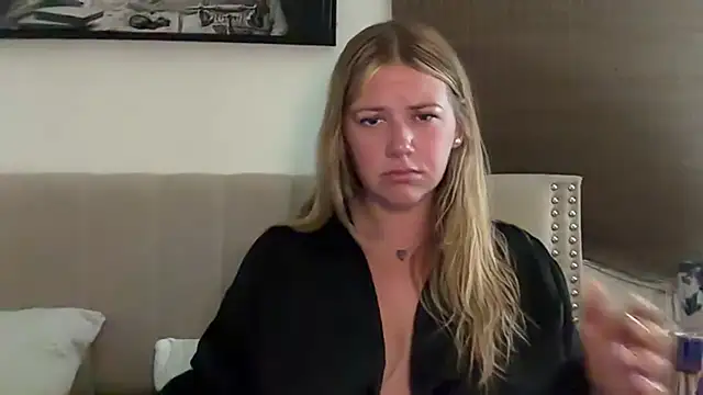 allyanalangell live cam