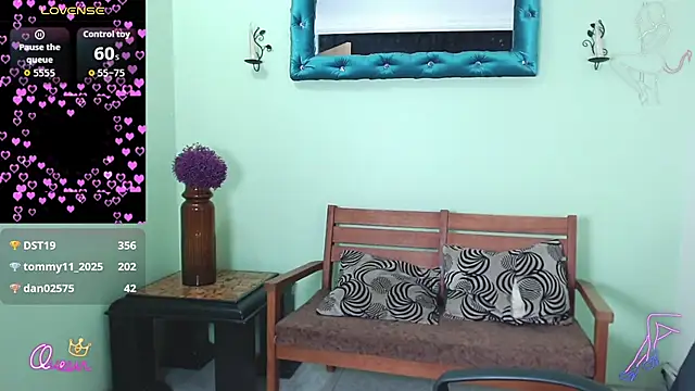_Victoria_Jones_ webcam