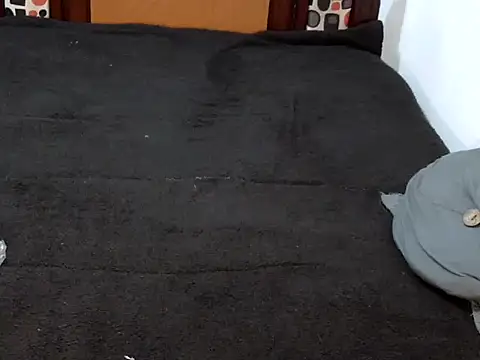 Lolacurly69 webcam