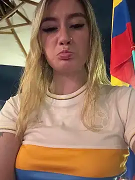Watch MaryDeniro live on EroticFlix - High definition streams