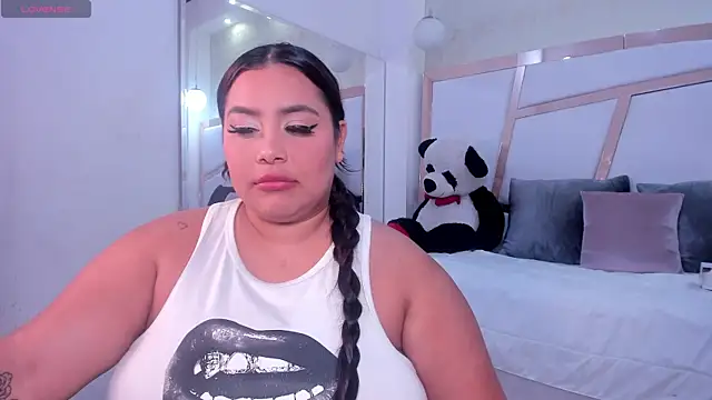 Watch tatikanyx live on EroticFlix - High definition streams