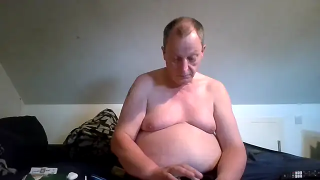chubbybear2cum webcam