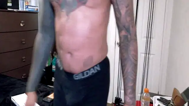 WyattBBC live sex cam