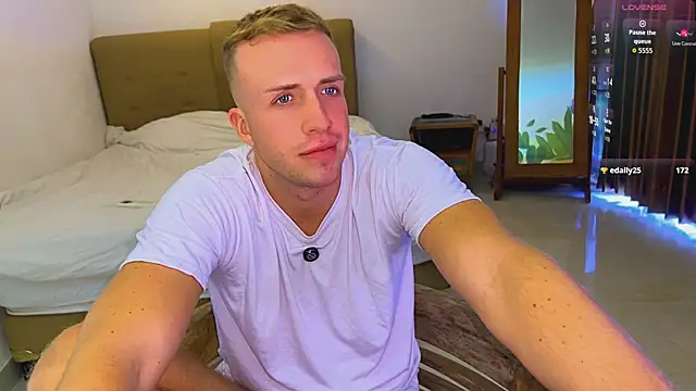 tommy_cumfinger
