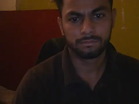 Stubborndesiboy webcam