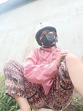 Linda-yiyi webcam