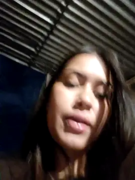 Watch Alana_Cerati live on EroticFlix - High definition streams