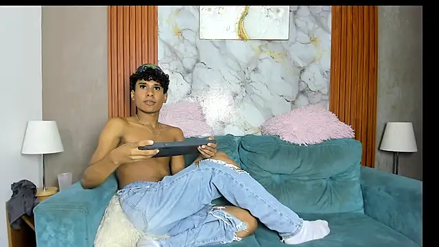 BOUL_GUYS webcam