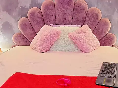Victoria_Drew_ webcam